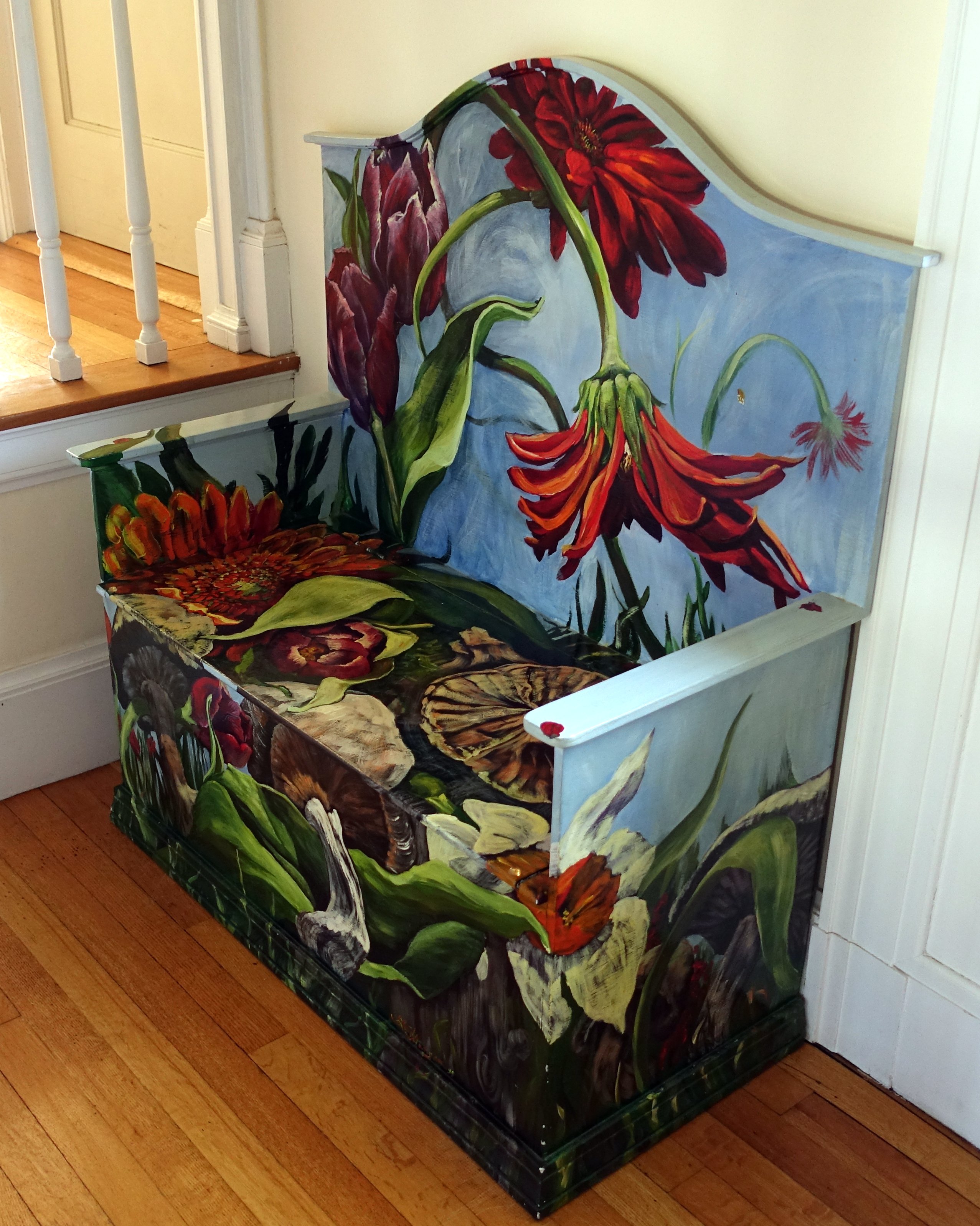 <a href='https://gaylemangankassal.com/'>Gayle Mangan</a> painted this toy chest that I designed and built